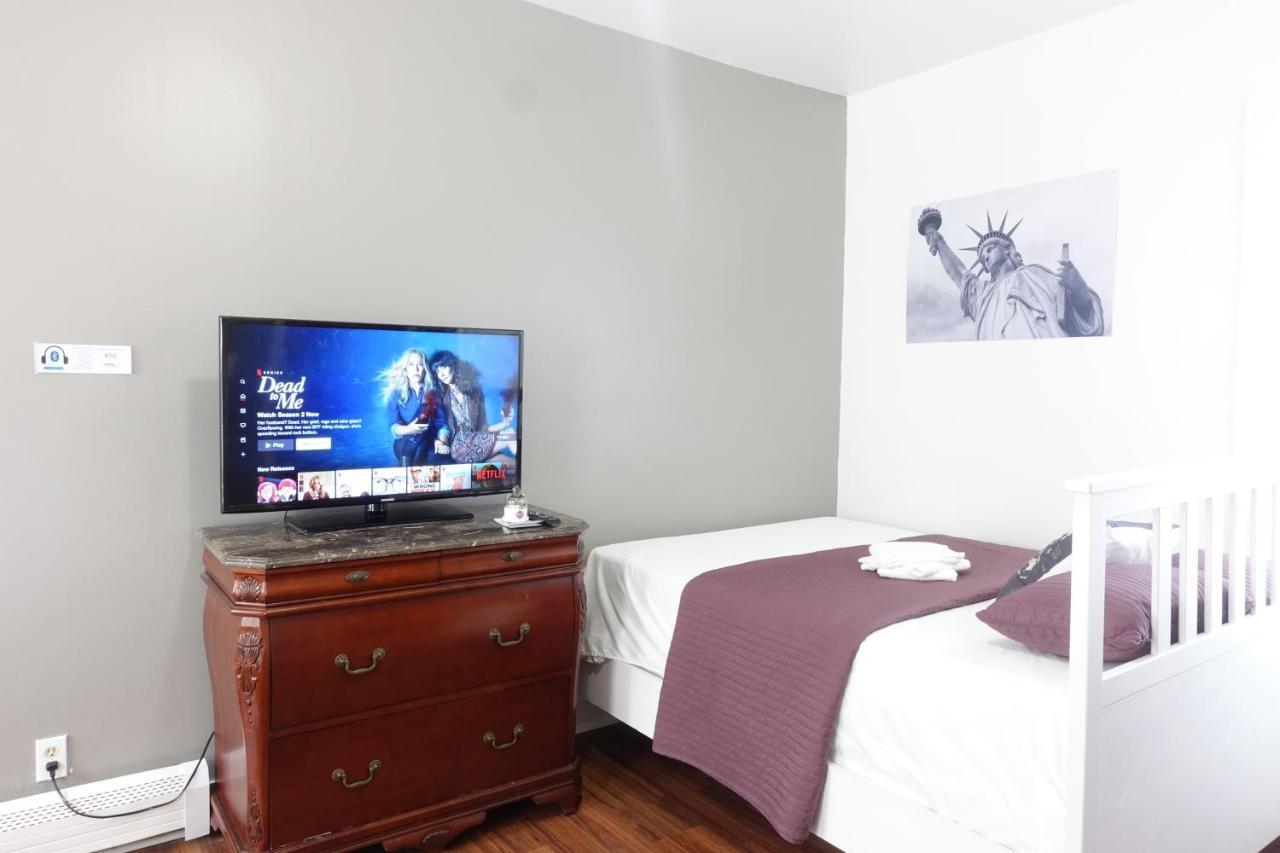 Best Room Nyc✈︎Ewr Layover➤Walk To Nyc Subway Newark Eksteriør bilde